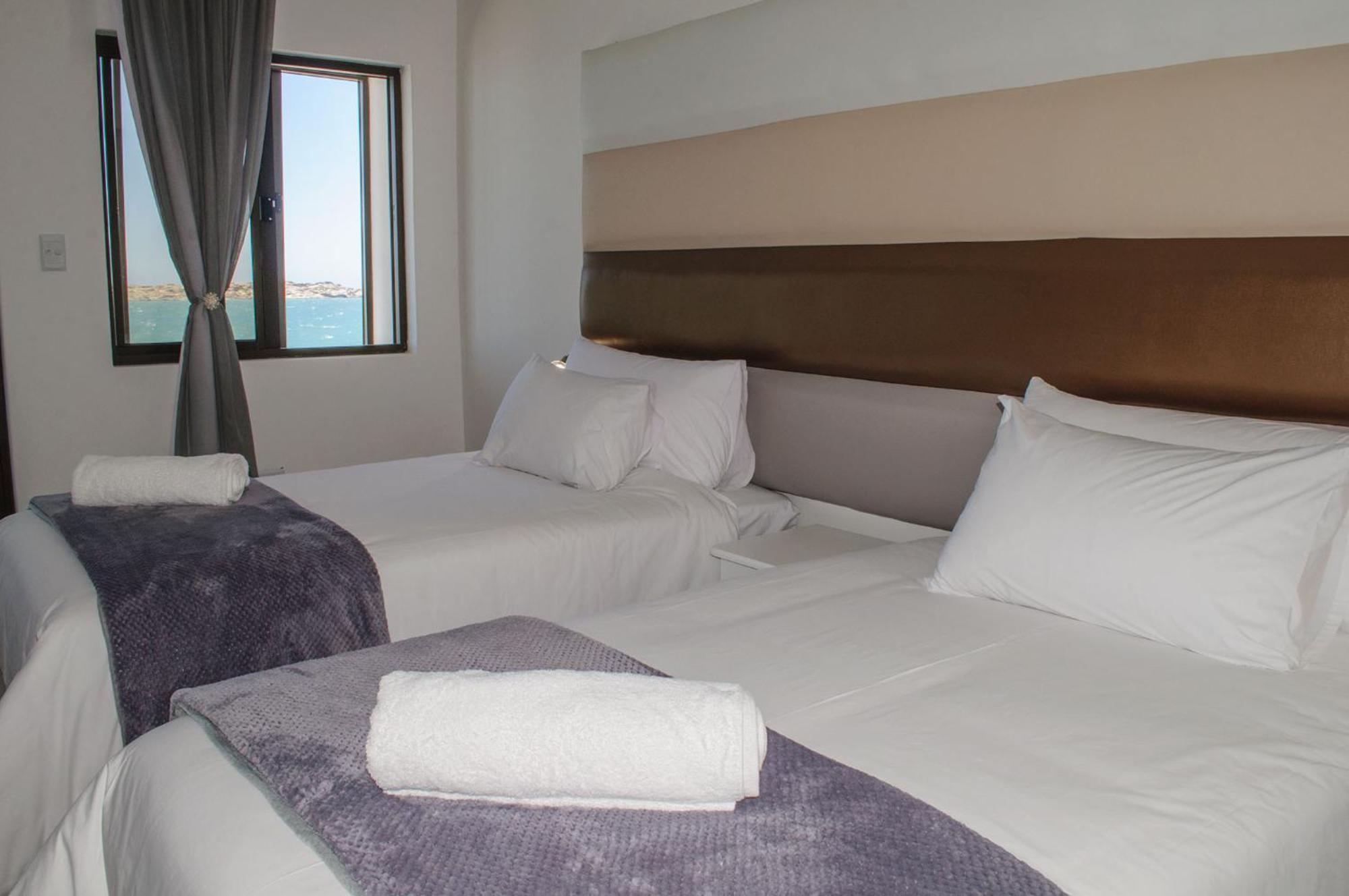 Shark Island Guesthouse Luderitz Luaran gambar
