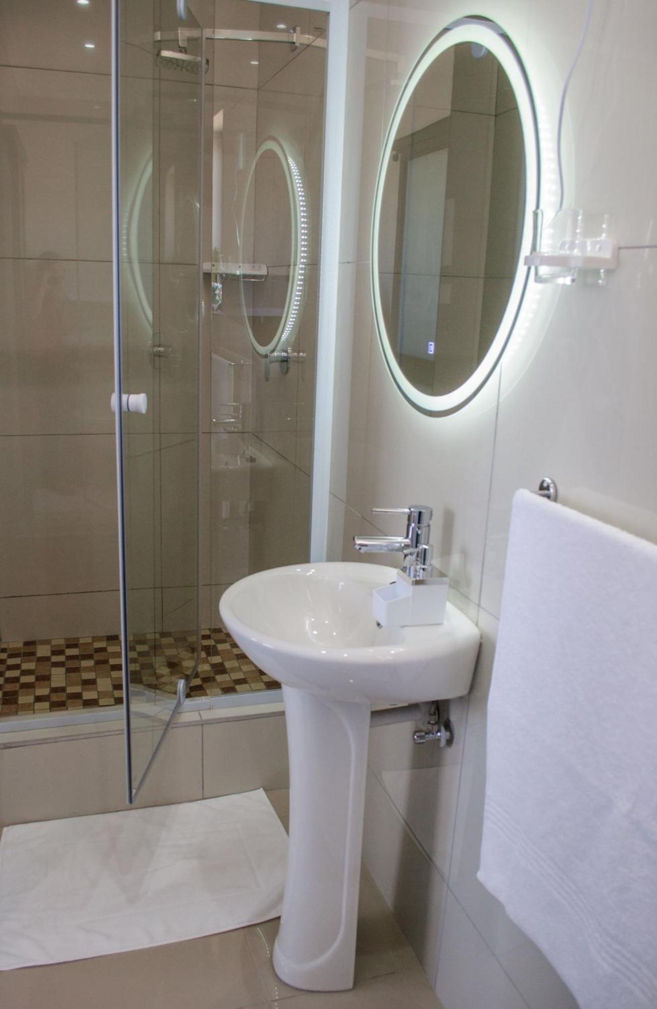 Shark Island Guesthouse Luderitz Luaran gambar