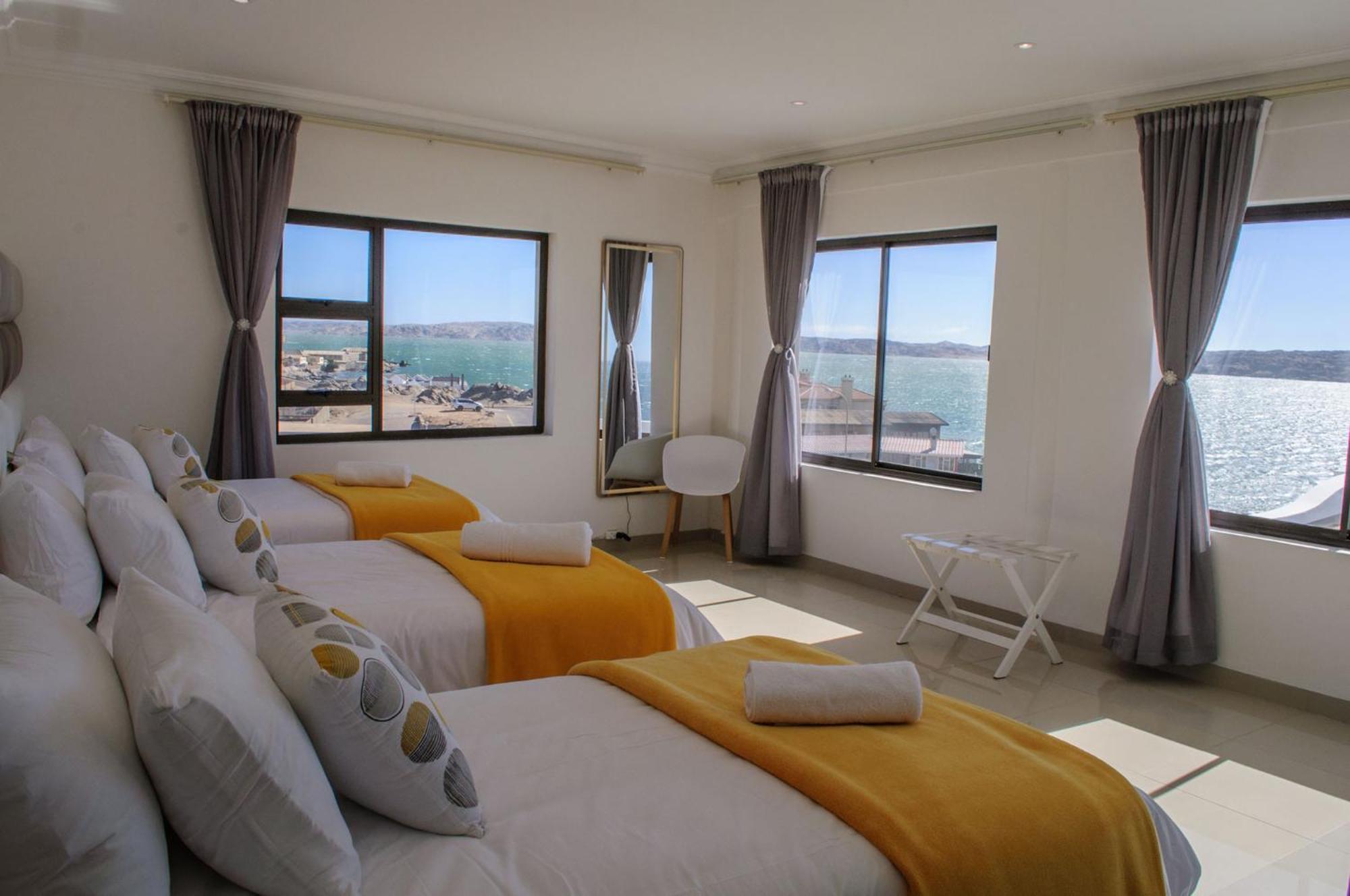 Shark Island Guesthouse Luderitz Luaran gambar